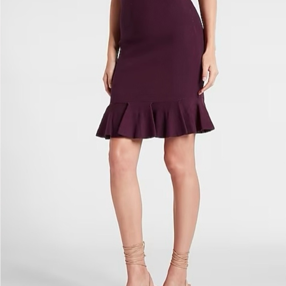 EXPRESS High waisted RIBBED RUFFLE SKIRT Elegant Purple Ruffle Hem Skirt SIZE LP